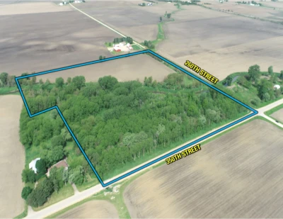 Listing #19450 - 36.00 acres in Clinton County, IA